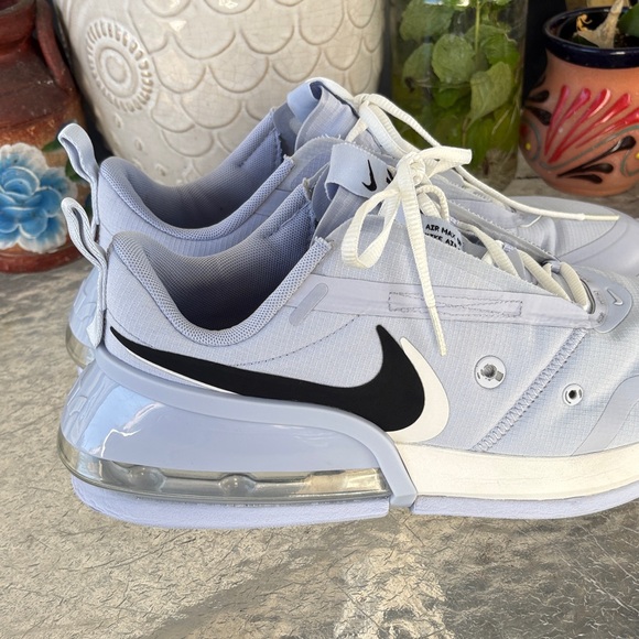Nike Cool Gray Athletic Shoes - Picture 5 of 8